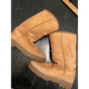 UGG Australia Sunburst Tall Chestnut Sheepskin Boots Braided Trim Womens